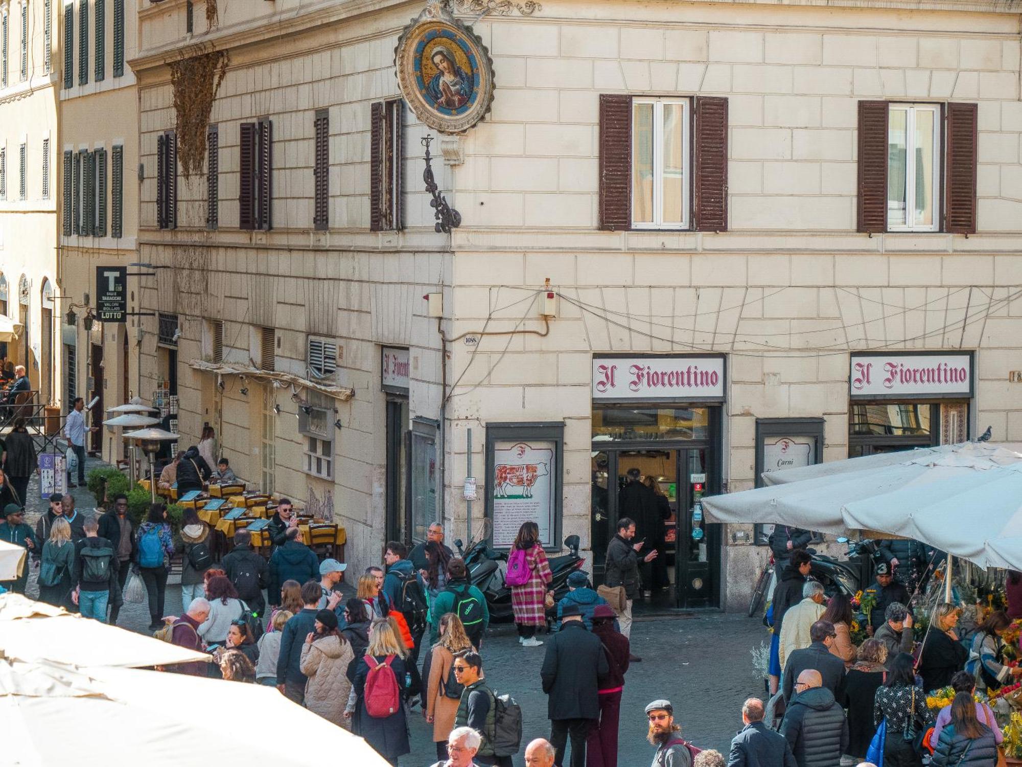 View On Campo De Fiori Irex Apartment ローマ エクステリア 写真